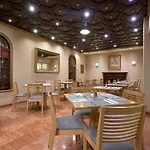 Bécquer Hotel