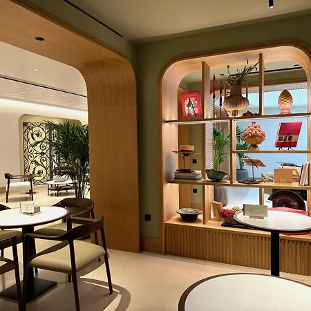 Hotel Becquer 4*
