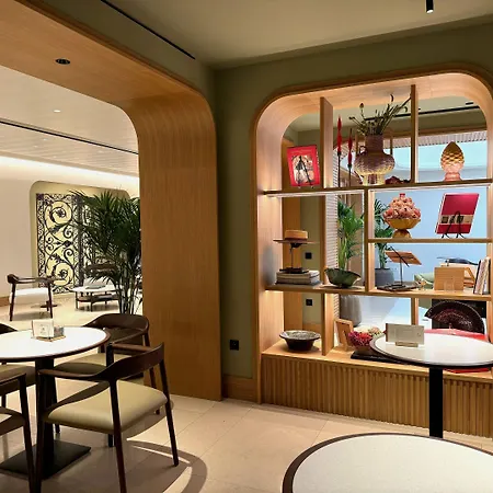Becquer Hotel 4*