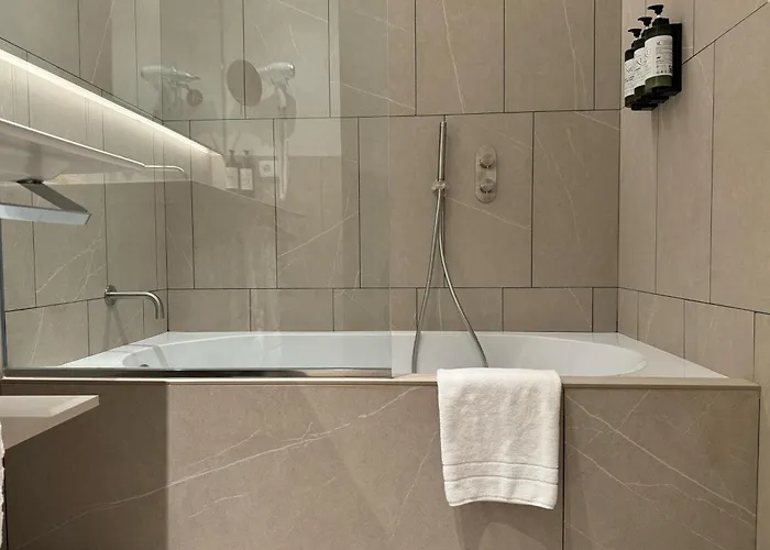 بيكير فندق إشبيلية