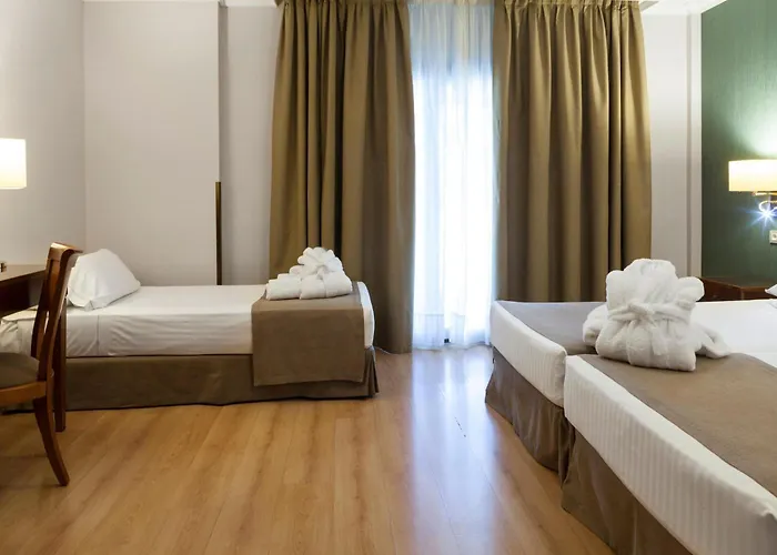 بيكير 4* إشبيلية