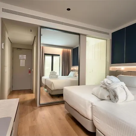 Hotel Bécquer 4*