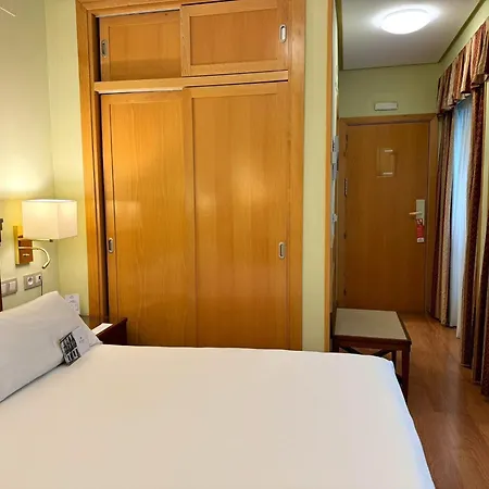 베케르 4* 세비야