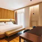 Hotel Becquer